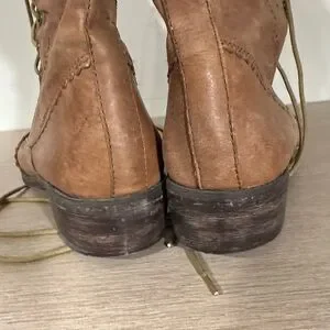 Aldo Tan Leather Boots with Classic Lace-Up Design Aldo | Shoes | Aldo Tan Leather Laceup Boots | Poshmark main image 4